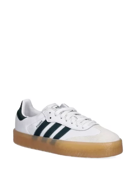 Pruhované slip on tenisky Adidas Campus s výšivkou bílé