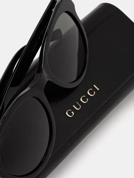 Солнцезащитные очки Gucci