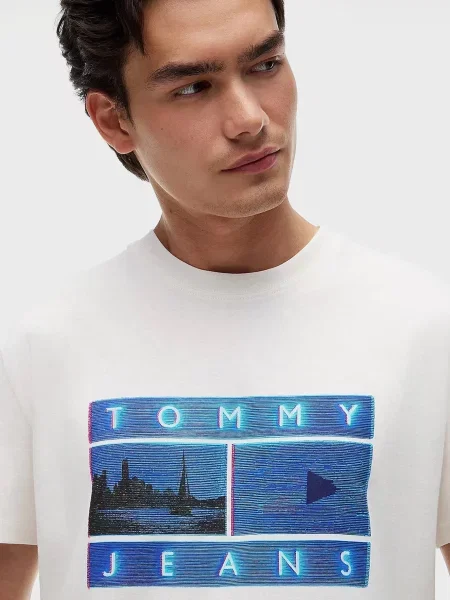 Футболка Tommy Jeans біла