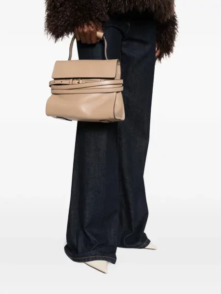 Cu centură geantă shopper Moschino din piele