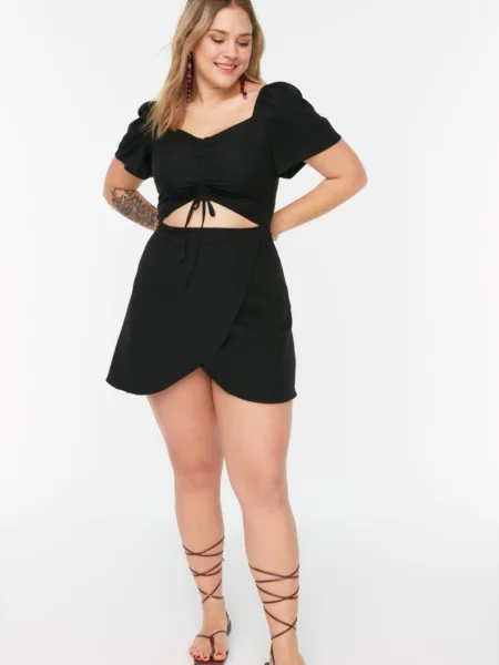 Rochie Trendyol cu volane negru
