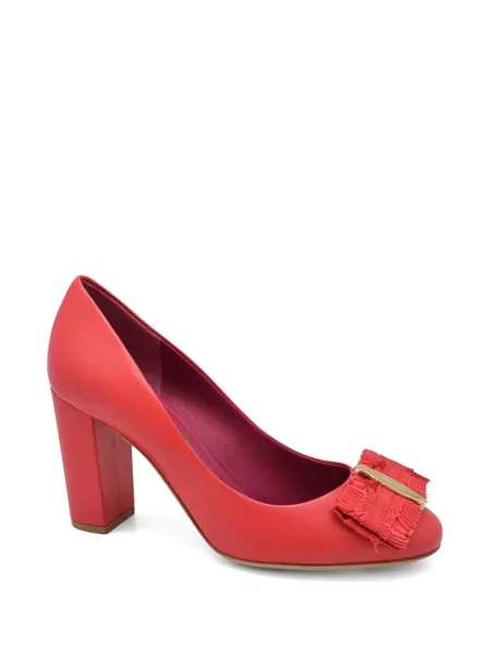 Pantofi cu toc Ferragamo cu funde roz