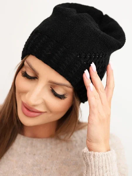 Căciulă Kesi cu strasuri negru