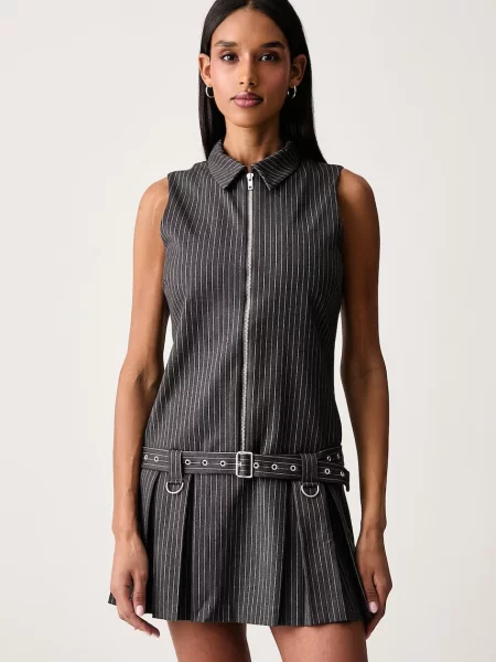 The Ragged Priest rochie gri