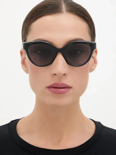 Солнцезащитные очки Michael Kors