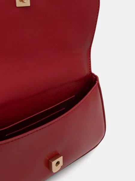 Műbőr nyaklánc Calvin Klein piros