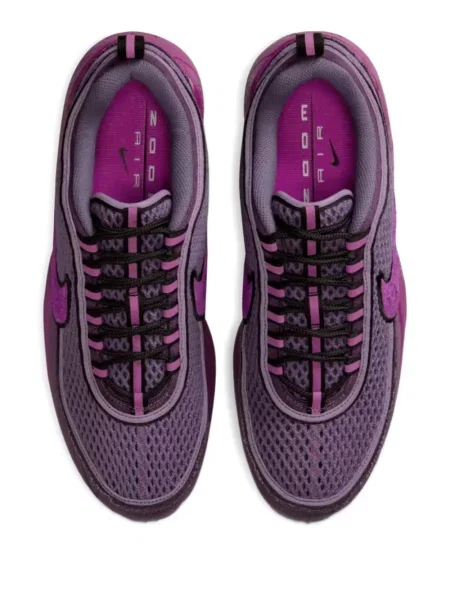 Sneakerși Nike Vomero gri