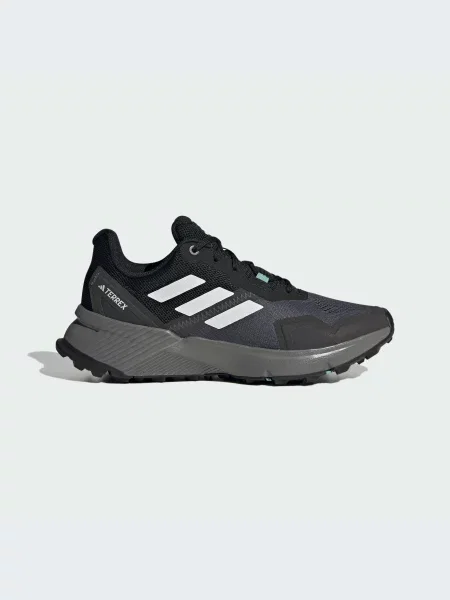 Переработанный кроссовки для бега Adidas для бега черные