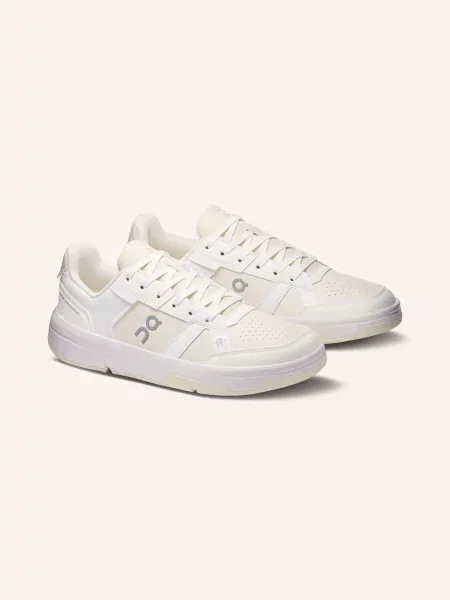 On Sneakersy The Roger Clubhouse / krémová bílá