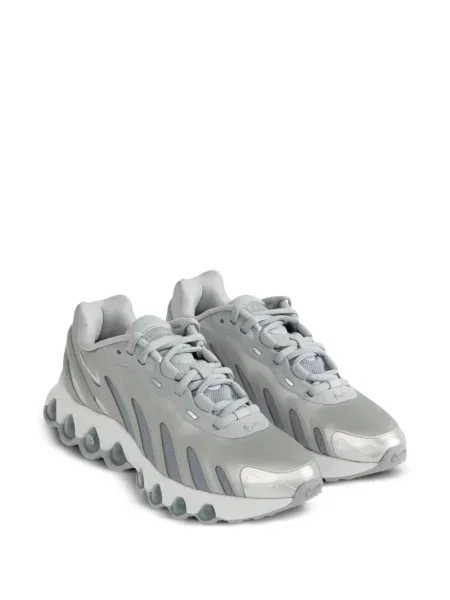 Sneakerși Nike Air Max din fleece roșu