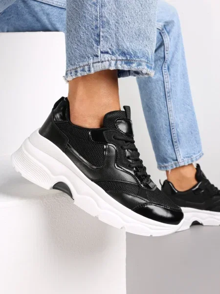 Sneakersy na Grubej Podeszwie ze Wstawkami z Perforacją Lanya czarne