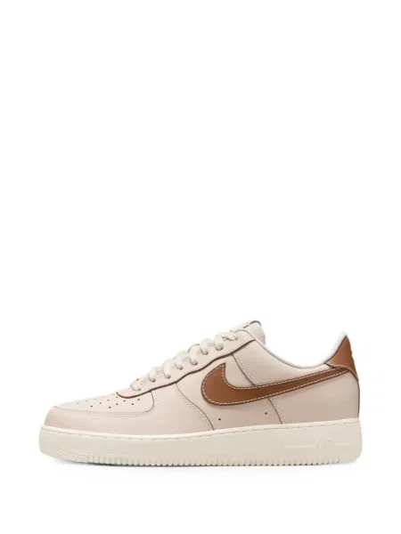 Sneakerși Nike Zoom cu tepi alergare evazate negru
