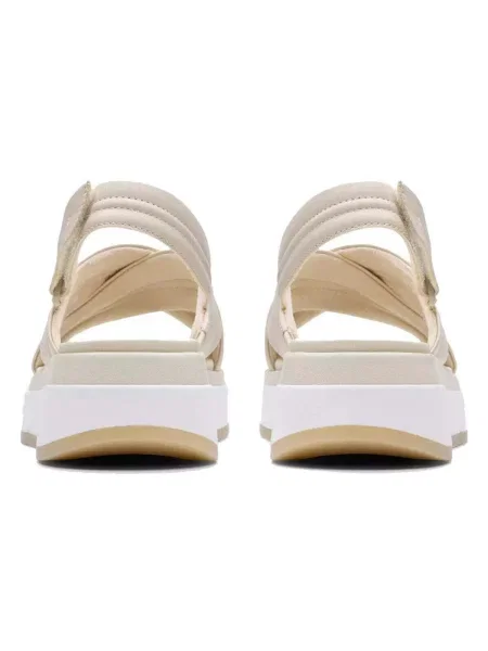 Pantofi Clarks bej