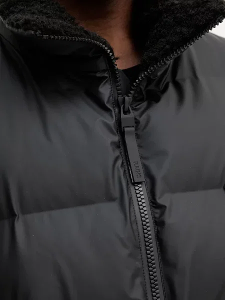 Жилет Rains черный