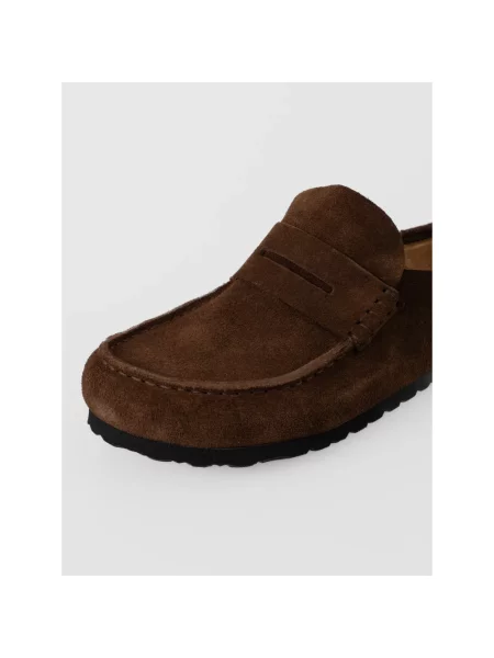 Klapki Birkenstock zamszowe brązowe