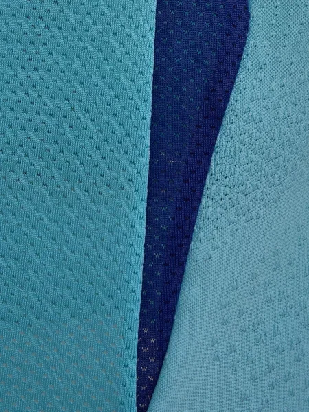 Футболка New Balance блакитна
