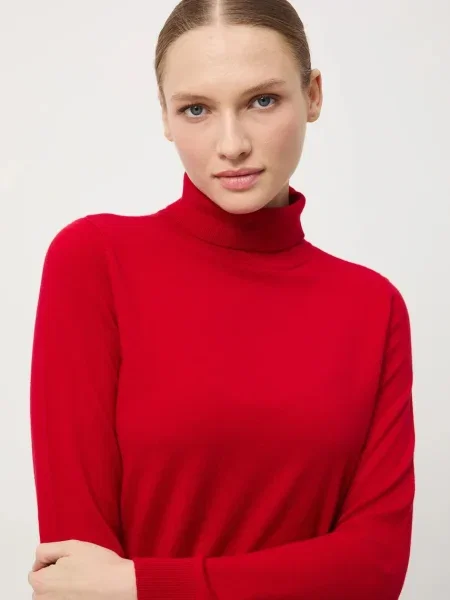 Пуловер Medicine от лека материя с поло червено