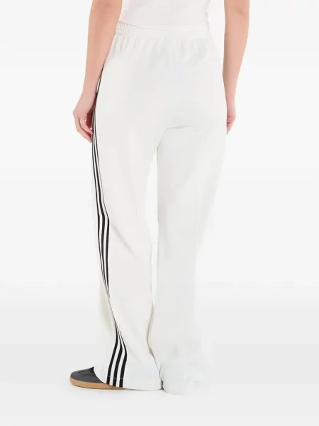 Dlouhé běžecké boty Adidas Terrex s krátkými rukávy s výstřihem do v černé