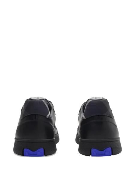 Sneakerși Burberry în carouri negru