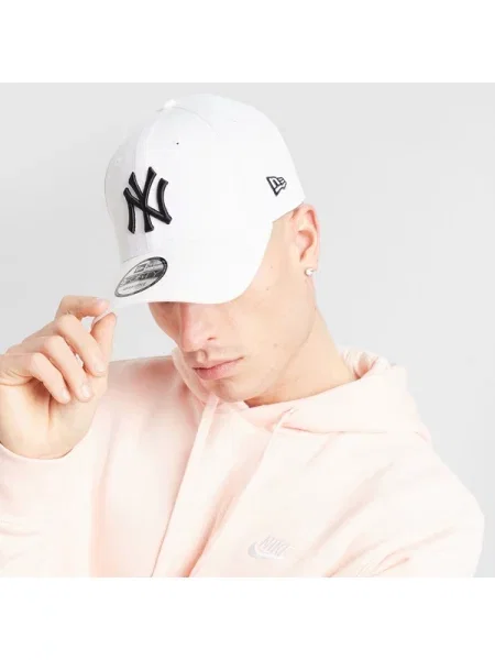 NEW ERA Kšiltovka League Neyyan černá bílá
