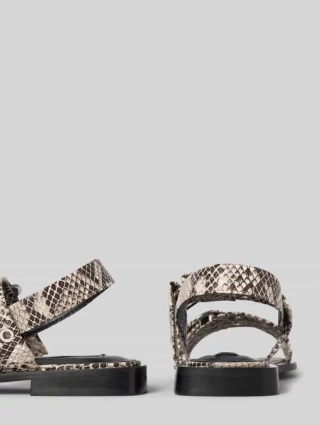 Sandały z ozdobnymi nitami model ‘SARIA’ Steve Madden beżowe