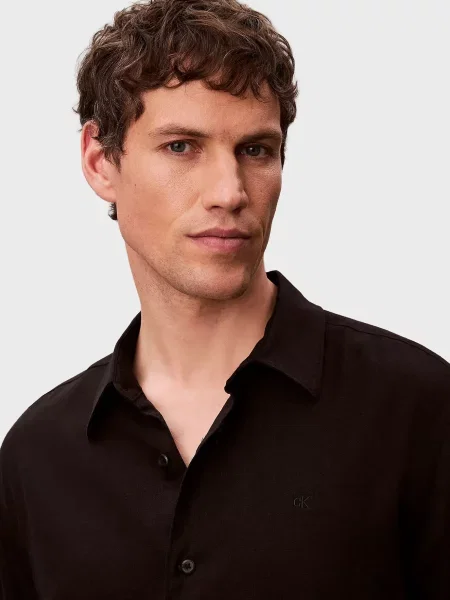 Класична лляна сорочка Calvin Klein чорна