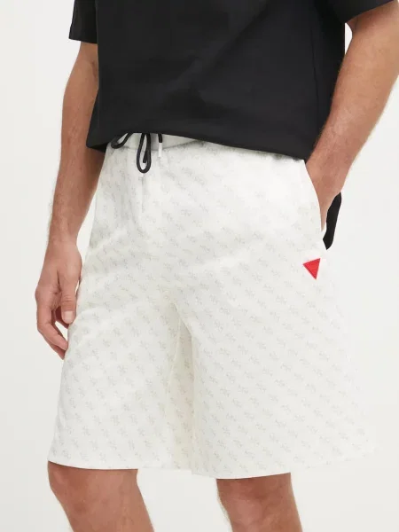 Guess Спортни шорти бял