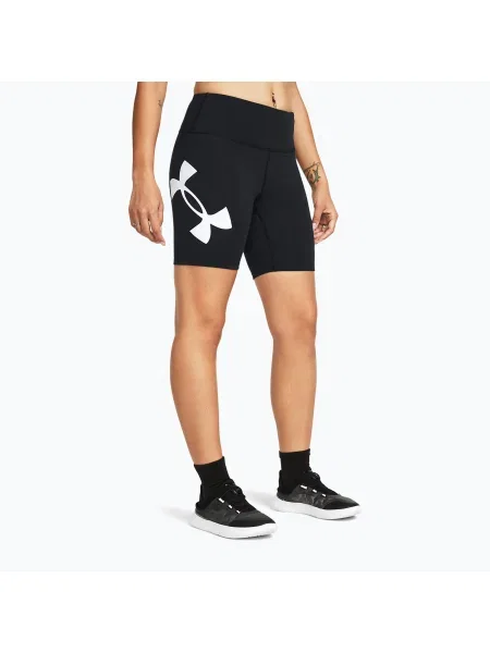 Къси панталони за жени Capmus black/white от Under Armour бяло