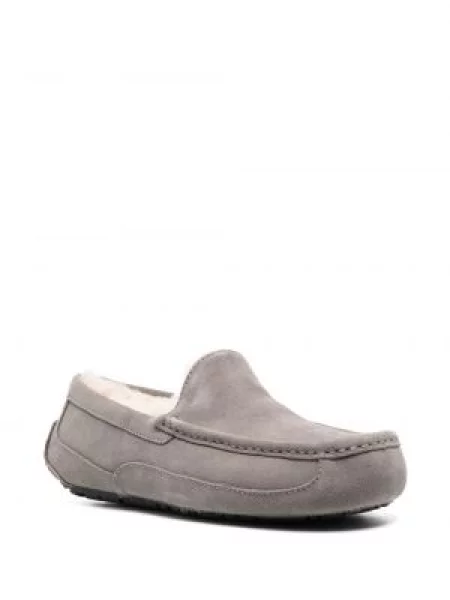 Loaferiai Ugg pilka