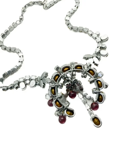 Κολιέ Jennifer Gibson Jewellery με πετραδάκια ασημί