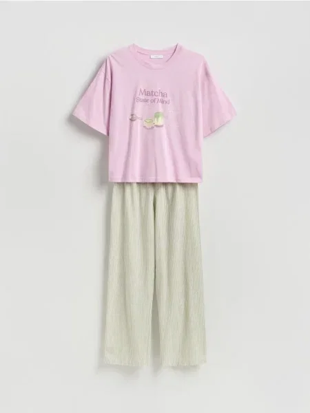 Reserved Pijama din două piese din verde-deschis verde