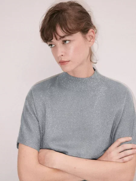 Sweter z krótkim rękawem srebrny Kobieta S MANGO