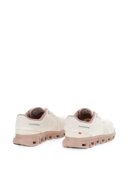 Sneakerși On plasă