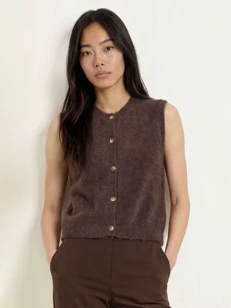 Opus Pants Pletená Vesta Porah tmavě hnědá