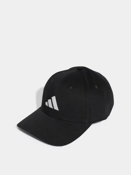 Кепка Adidas с автографом черная