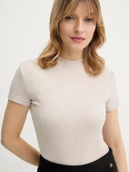 Шелковая футболка Guess