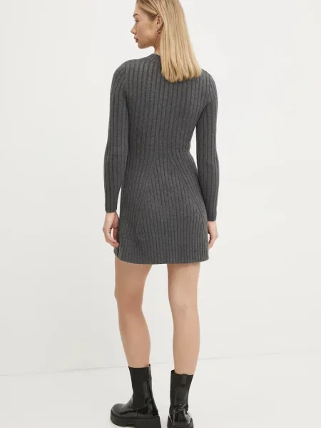 Šaty Hollister Co. mini šedá