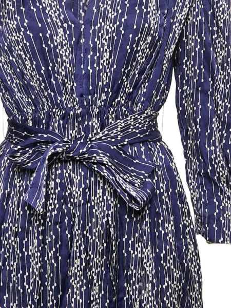 Rochie mini Sandro cu decolteu în V de costum albastru