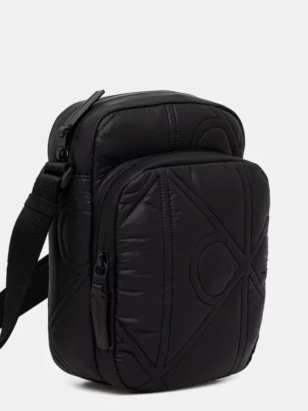 Calvin Klein Torbica za okrog pasu﻿ Puffer Reporter črna