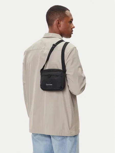 Geantă crossover Calvin Klein Bold Camera Bag negru