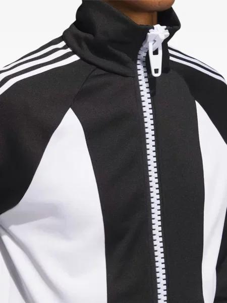 Trčanje chunky jakna Adidas crna