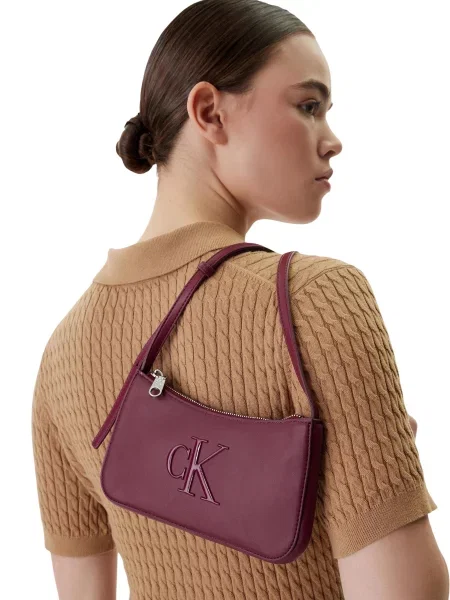 Calvin Klein Geantă poștaș roșu