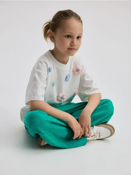 Reserved Pantaloni structurați cu legătură verde