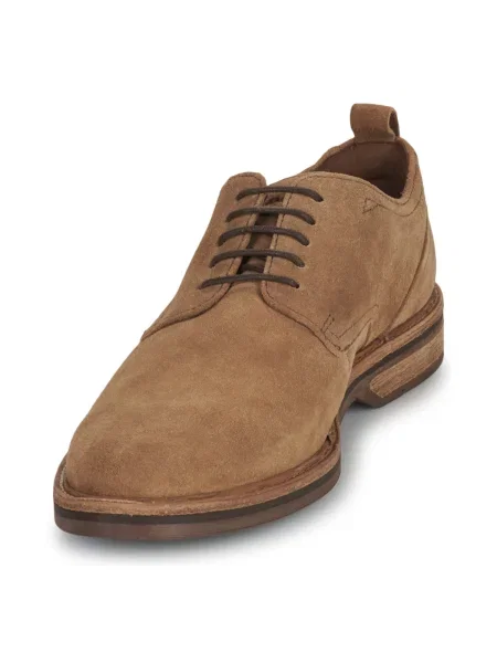 Pantofi Clarks din dantelă cu șireturi maro