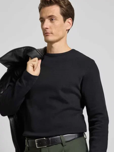 Bluzka z długim rękawem o kroju regular fit z czystej bawełny model Basic' Lindbergh czarna
