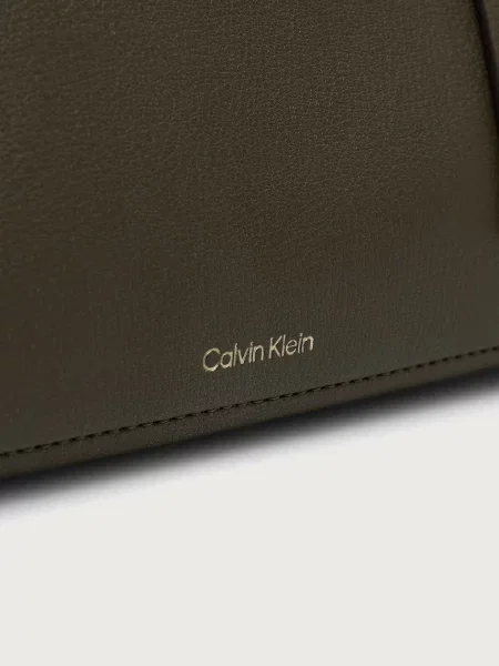 Calvin Klein Táska Foil Logo Bauletto Sötétzöld zöld