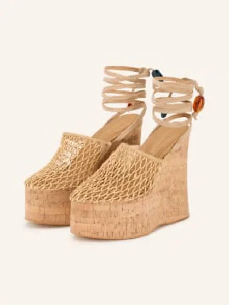 Sandály Naked Wolfe na platformě s korálky hnědé