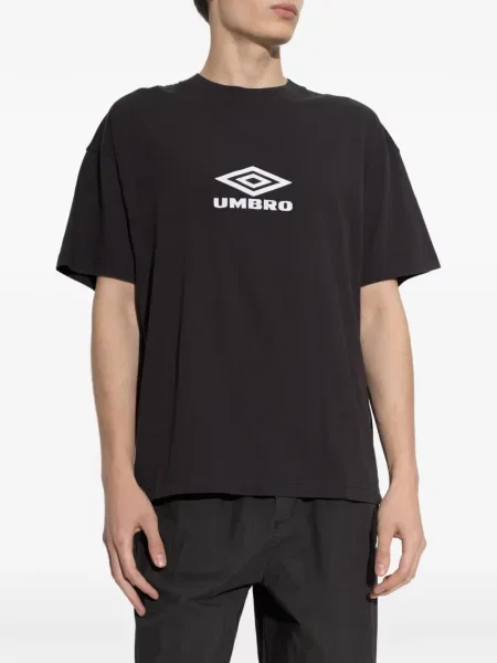 Tricou Umbro cu broderie negru