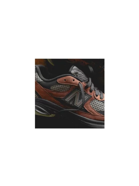 Pantofi New Balance maro