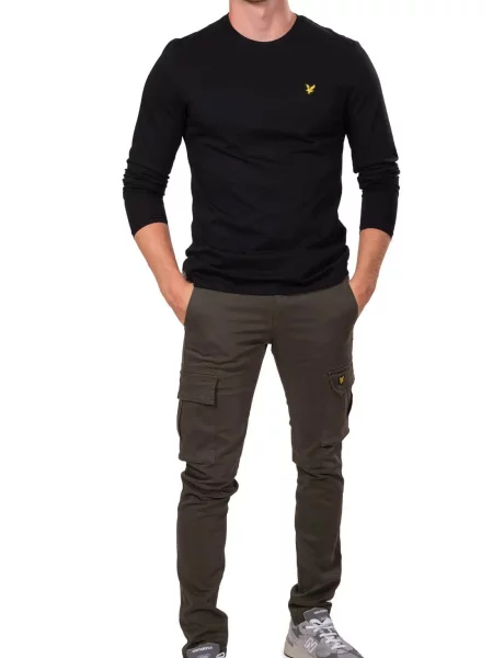 Prosta koszulka z długim rękawem Lyle & Scott czarna